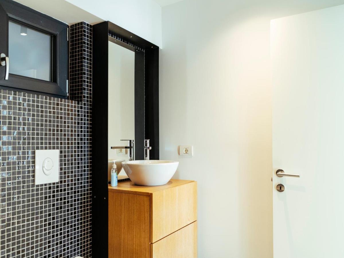 Central Modern Design Apartment Bukarest Eksteriør billede