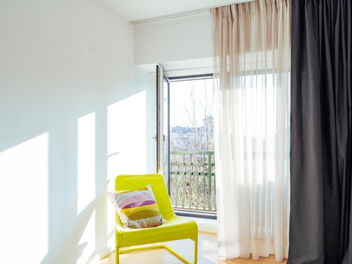 Central Modern Design Apartment Bukarest Eksteriør billede